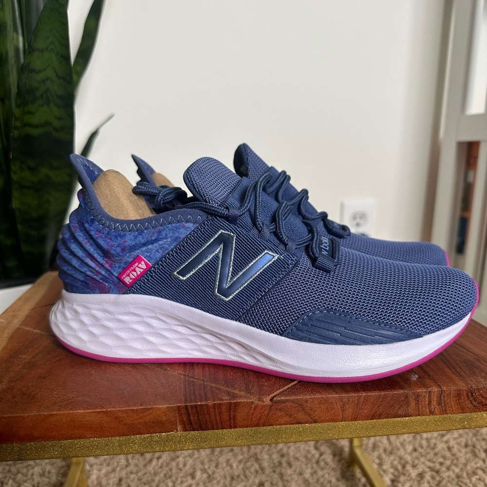 Size 8 New Balance Fresh Foam Roav, brand new and in box.